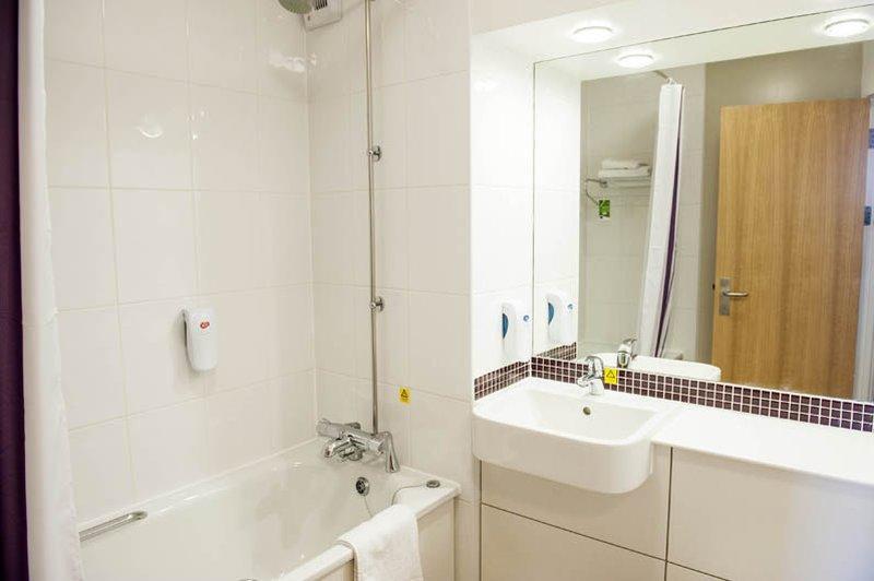 Premier Inn Lymington Dış mekan fotoğraf